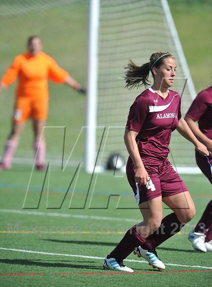 Thumbnail 2 in Kent Denver vs. Alamosa (CHSSA 3A 1st Round) photogallery.