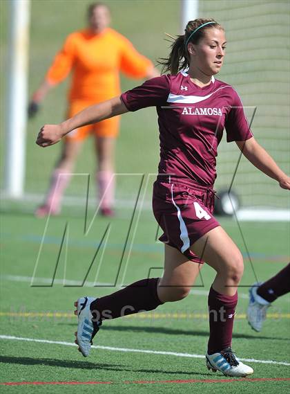 Thumbnail 3 in Kent Denver vs. Alamosa (CHSSA 3A 1st Round) photogallery.