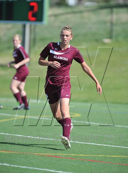 Thumbnail 1 in Kent Denver vs. Alamosa (CHSSA 3A 1st Round) photogallery.