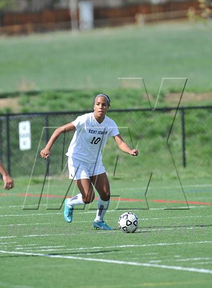 Thumbnail 2 in Kent Denver vs. Alamosa (CHSSA 3A 1st Round) photogallery.