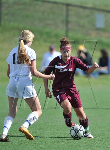 Thumbnail 3 in Kent Denver vs. Alamosa (CHSSA 3A 1st Round) photogallery.