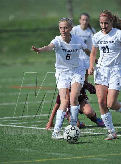 Thumbnail 2 in Kent Denver vs. Alamosa (CHSSA 3A 1st Round) photogallery.