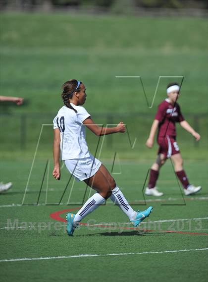 Thumbnail 2 in Kent Denver vs. Alamosa (CHSSA 3A 1st Round) photogallery.