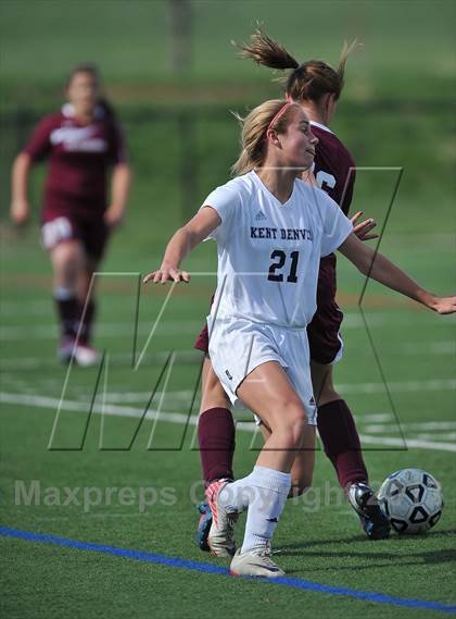 Thumbnail 3 in Kent Denver vs. Alamosa (CHSSA 3A 1st Round) photogallery.