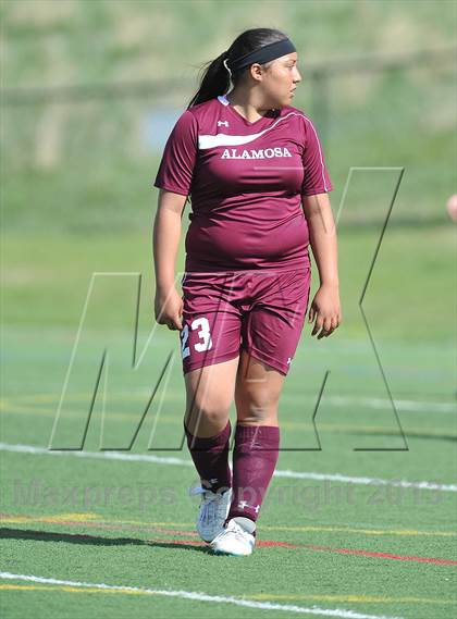 Thumbnail 3 in Kent Denver vs. Alamosa (CHSSA 3A 1st Round) photogallery.