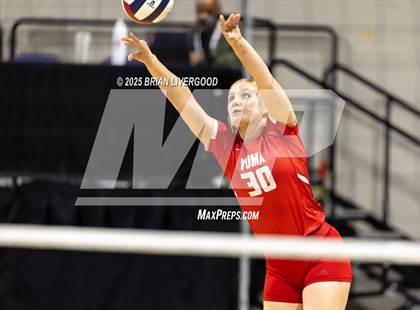 Thumbnail 2 in Holyoke vs. Yuma (CHSAA 2A Round 2) photogallery.