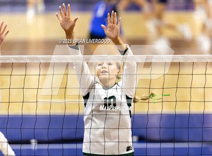 Thumbnail 2 in Holyoke vs. Yuma (CHSAA 2A Round 2) photogallery.