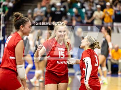 Thumbnail 1 in Holyoke vs. Yuma (CHSAA 2A Round 2) photogallery.