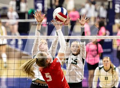 Thumbnail 3 in Holyoke vs. Yuma (CHSAA 2A Round 2) photogallery.