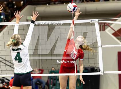 Thumbnail 3 in Holyoke vs. Yuma (CHSAA 2A Round 2) photogallery.