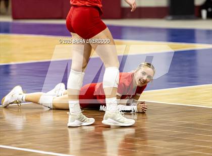 Thumbnail 1 in Holyoke vs. Yuma (CHSAA 2A Round 2) photogallery.