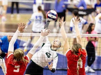 Thumbnail 1 in Holyoke vs. Yuma (CHSAA 2A Round 2) photogallery.