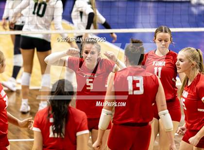 Thumbnail 1 in Holyoke vs. Yuma (CHSAA 2A Round 2) photogallery.