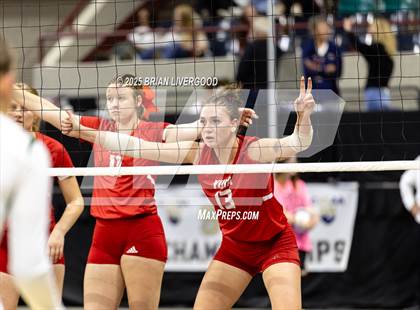 Thumbnail 2 in Holyoke vs. Yuma (CHSAA 2A Round 2) photogallery.