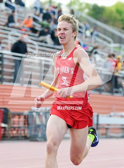 Thumbnail 3 in 50th Annual Loucks Games (Men's Distance Medley Open) photogallery.