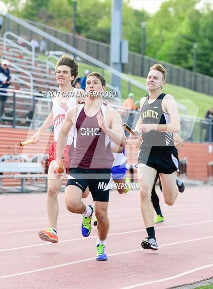 Thumbnail 3 in 50th Annual Loucks Games (Men's Distance Medley Open) photogallery.