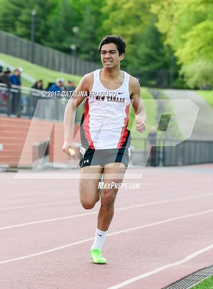 Thumbnail 2 in 50th Annual Loucks Games (Men's Distance Medley Open) photogallery.