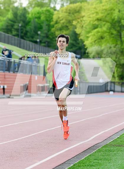 Thumbnail 3 in 50th Annual Loucks Games (Men's Distance Medley Open) photogallery.