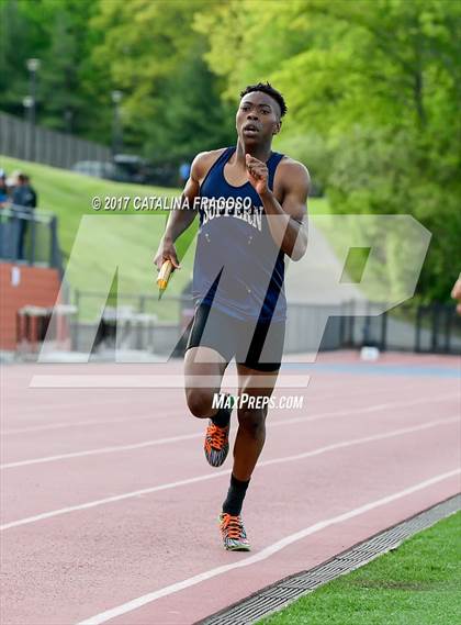 Thumbnail 2 in 50th Annual Loucks Games (Men's Distance Medley Open) photogallery.