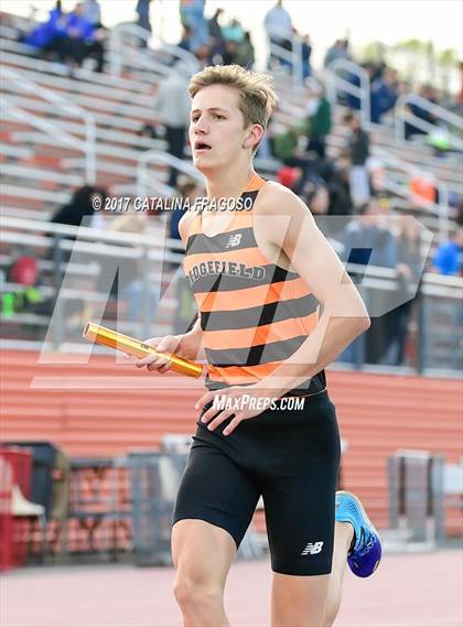 Thumbnail 2 in 50th Annual Loucks Games (Men's Distance Medley Open) photogallery.