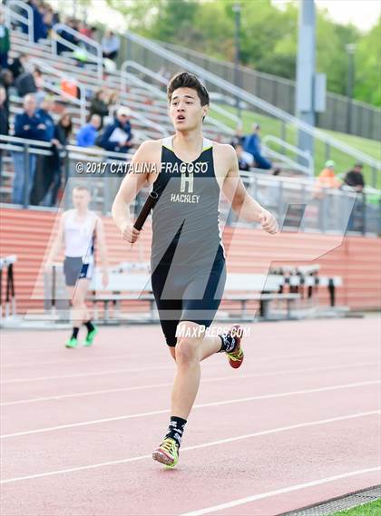 Thumbnail 3 in 50th Annual Loucks Games (Men's Distance Medley Open) photogallery.