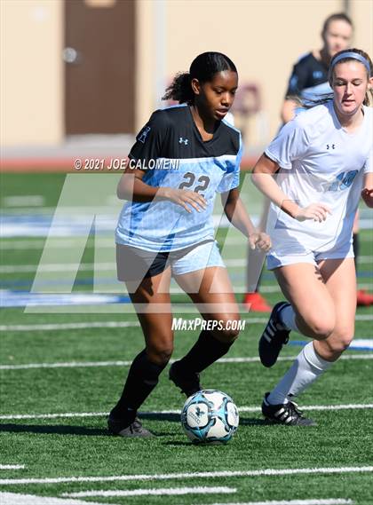 Thumbnail 1 in Johnson vs Harlan (NEISD Soccer Showcase) photogallery.