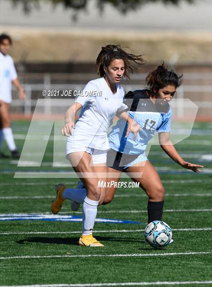 Thumbnail 3 in Johnson vs Harlan (NEISD Soccer Showcase) photogallery.