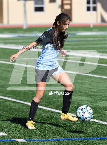 Thumbnail 2 in Johnson vs Harlan (NEISD Soccer Showcase) photogallery.