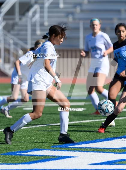 Thumbnail 3 in Johnson vs Harlan (NEISD Soccer Showcase) photogallery.