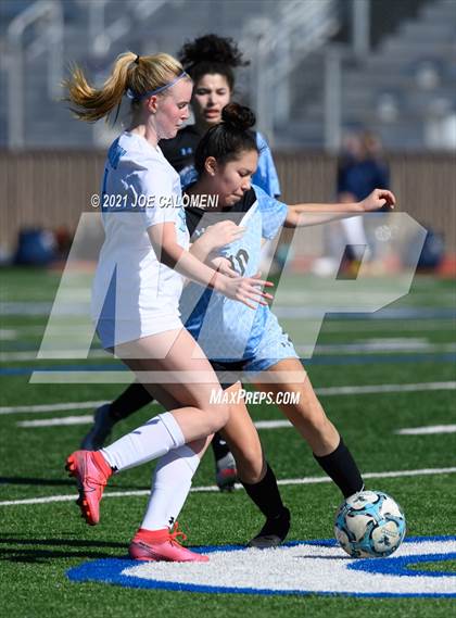 Thumbnail 2 in Johnson vs Harlan (NEISD Soccer Showcase) photogallery.