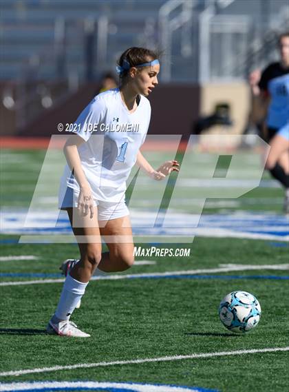 Thumbnail 2 in Johnson vs Harlan (NEISD Soccer Showcase) photogallery.