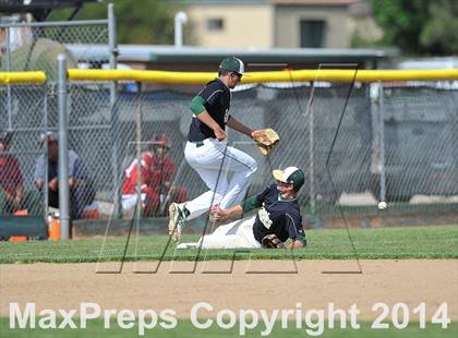 Thumbnail 3 in Mountain Vista vs. Regis Jesuit (CHSAA 5A Semi-Final) photogallery.