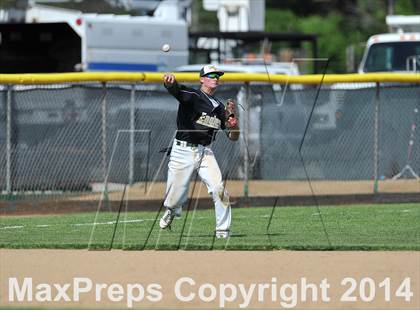 Thumbnail 1 in Mountain Vista vs. Regis Jesuit (CHSAA 5A Semi-Final) photogallery.