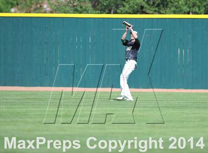 Thumbnail 3 in Mountain Vista vs. Regis Jesuit (CHSAA 5A Semi-Final) photogallery.