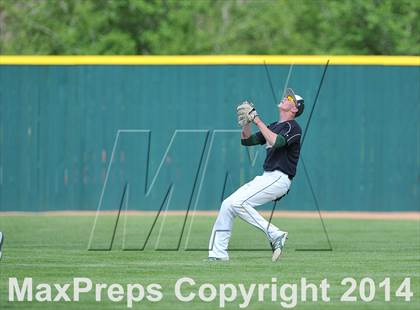 Thumbnail 3 in Mountain Vista vs. Regis Jesuit (CHSAA 5A Semi-Final) photogallery.