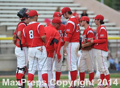 Thumbnail 2 in Mountain Vista vs. Regis Jesuit (CHSAA 5A Semi-Final) photogallery.