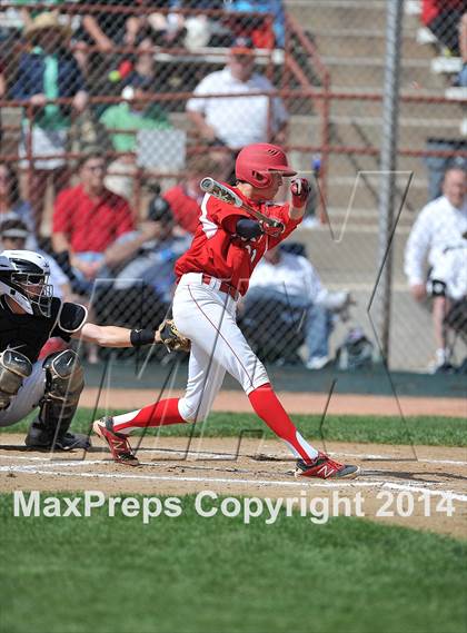 Thumbnail 3 in Mountain Vista vs. Regis Jesuit (CHSAA 5A Semi-Final) photogallery.
