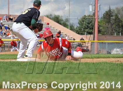 Thumbnail 1 in Mountain Vista vs. Regis Jesuit (CHSAA 5A Semi-Final) photogallery.