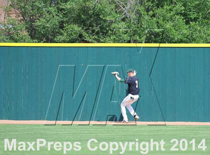 Thumbnail 3 in Mountain Vista vs. Regis Jesuit (CHSAA 5A Semi-Final) photogallery.