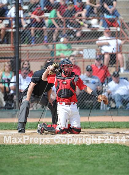 Thumbnail 3 in Mountain Vista vs. Regis Jesuit (CHSAA 5A Semi-Final) photogallery.
