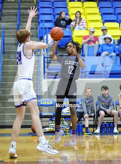 Thumbnail 1 in Lipan vs Uplift Elevate (Lipan HD Howard Classic) photogallery.