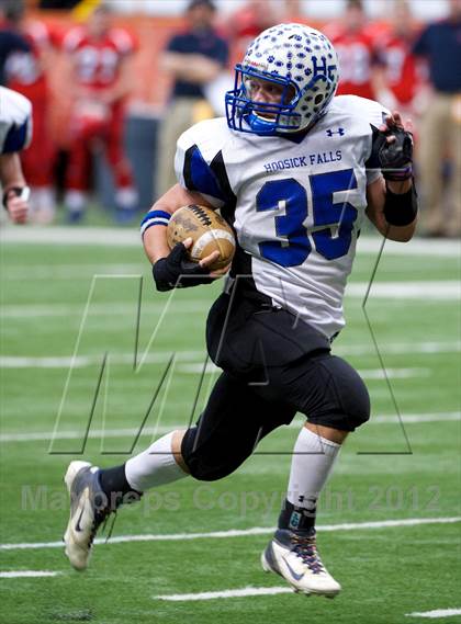 Thumbnail 3 in Hornell vs. Hoosick Falls (NYSPHSAA Class C Final) photogallery.