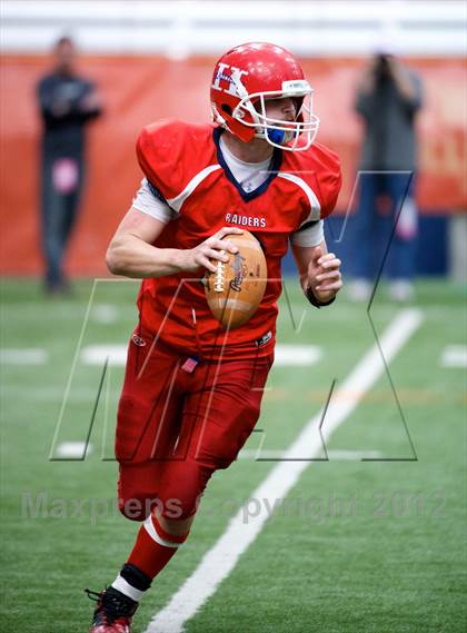 Thumbnail 3 in Hornell vs. Hoosick Falls (NYSPHSAA Class C Final) photogallery.