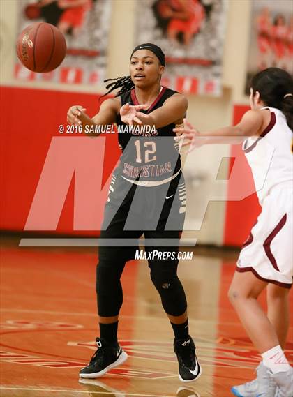Thumbnail 2 in Notre Dame Academy vs Oaks Christian (West Coast Holiday Classic) photogallery.