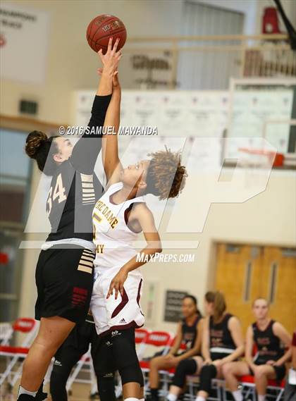 Thumbnail 2 in Notre Dame Academy vs Oaks Christian (West Coast Holiday Classic) photogallery.