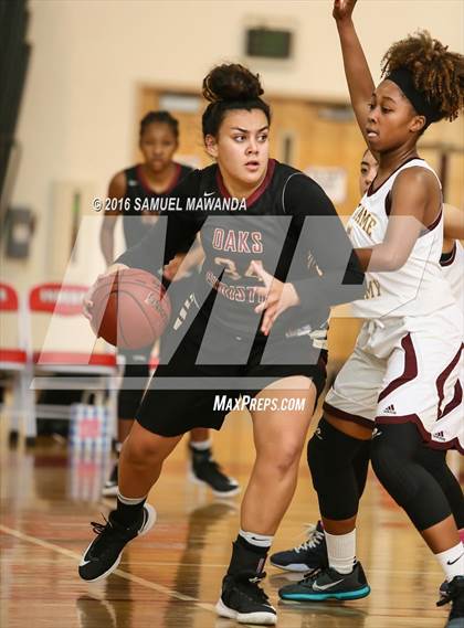 Thumbnail 3 in Notre Dame Academy vs Oaks Christian (West Coast Holiday Classic) photogallery.