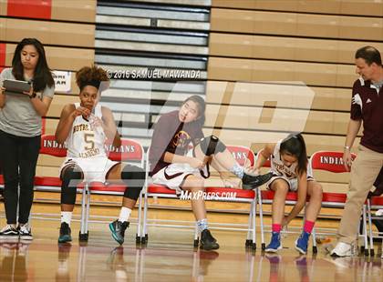 Thumbnail 3 in Notre Dame Academy vs Oaks Christian (West Coast Holiday Classic) photogallery.