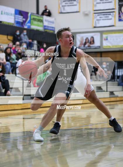 Thumbnail 2 in Cottonwood vs. Highland photogallery.