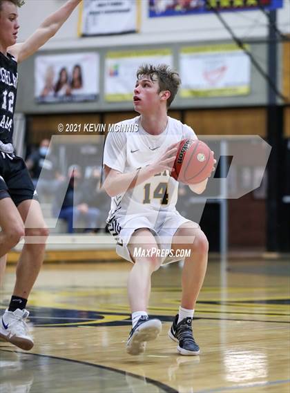 Thumbnail 3 in Cottonwood vs. Highland photogallery.