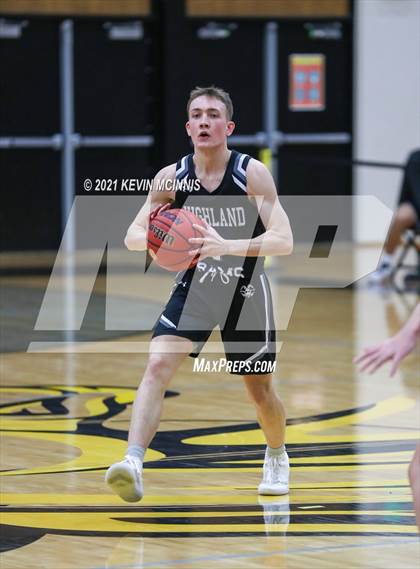 Thumbnail 2 in Cottonwood vs. Highland photogallery.